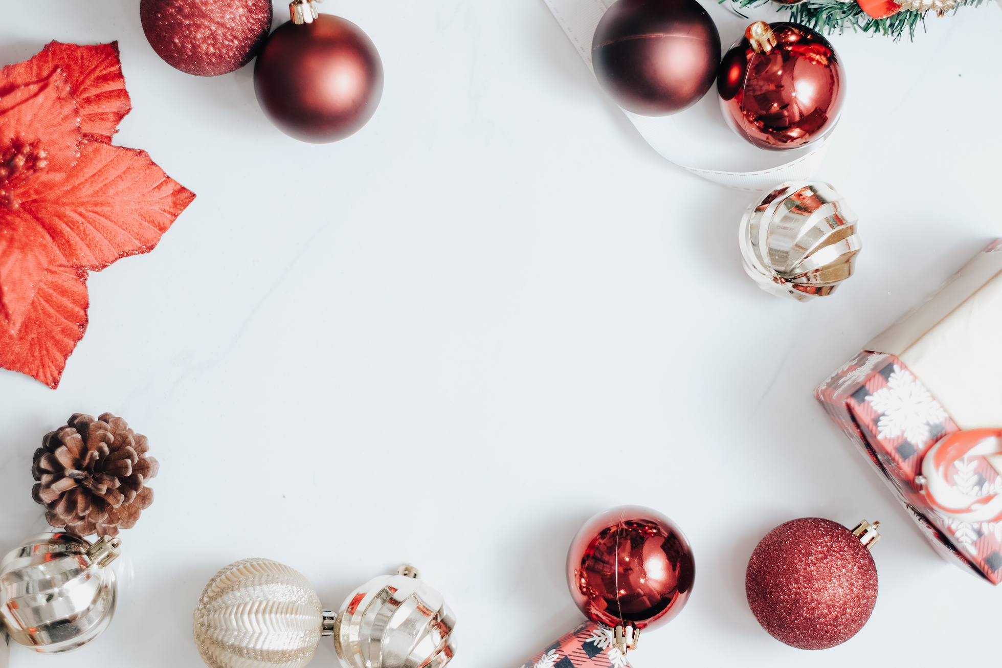Red Christmas Decorations